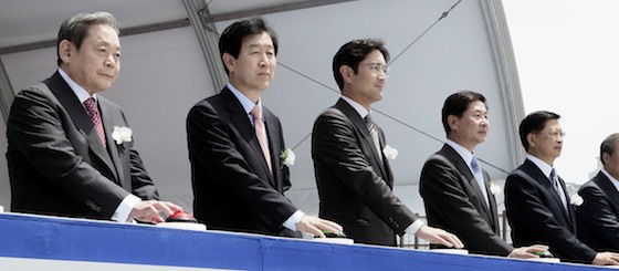 Hãy thay đổi tất cả trừ vợ và con bạn, triết lý sống chủ tịch Samsung Lee Kun Hee